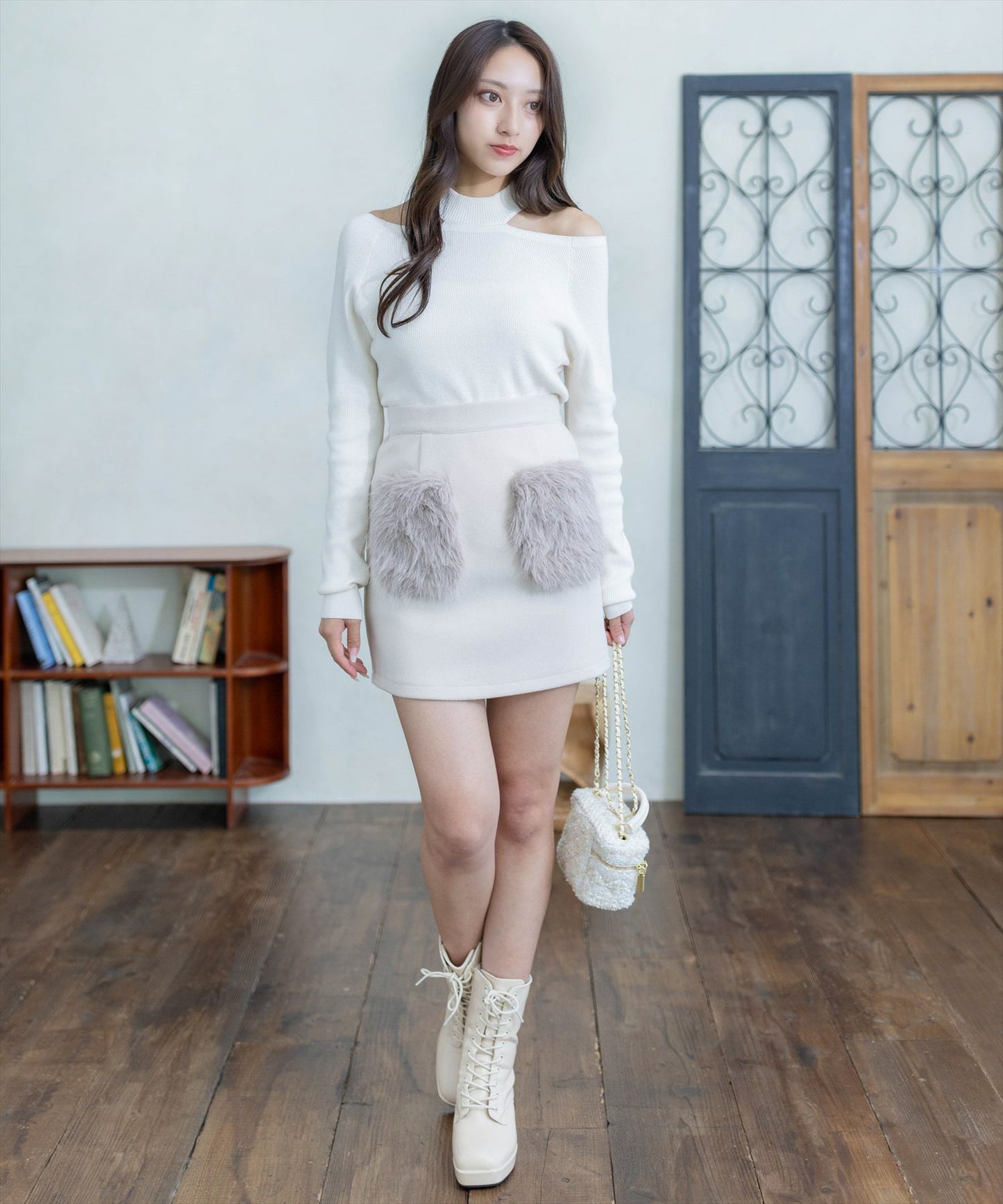 Clear 掛頸露肩針織上衣 [TP133]