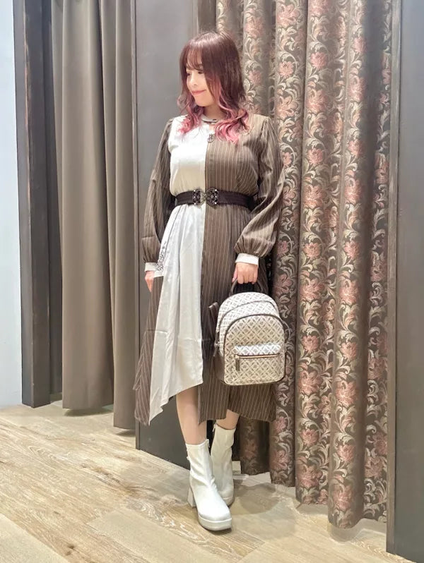 axes femme 領口鏤空雙色不對稱下擺連身裙 [OP333]