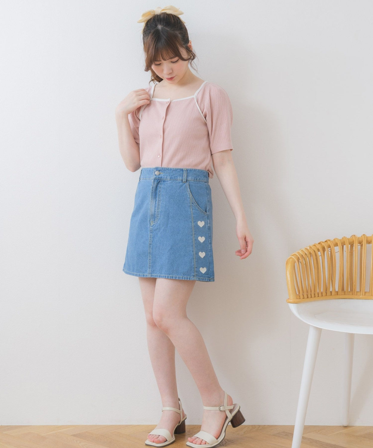 ems excite 心心刺繡牛仔裙 2色 [BT243]