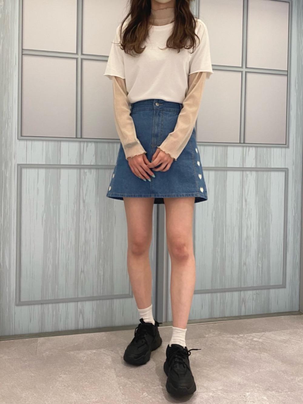 ems excite 心心刺繡牛仔裙 2色 [BT243]