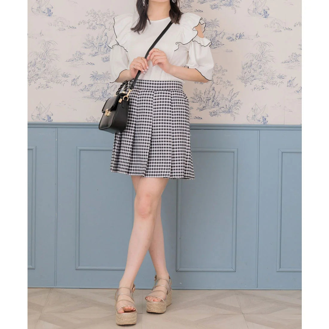 ems excite 高腰黑白格仔百褶裙 [BT240]
