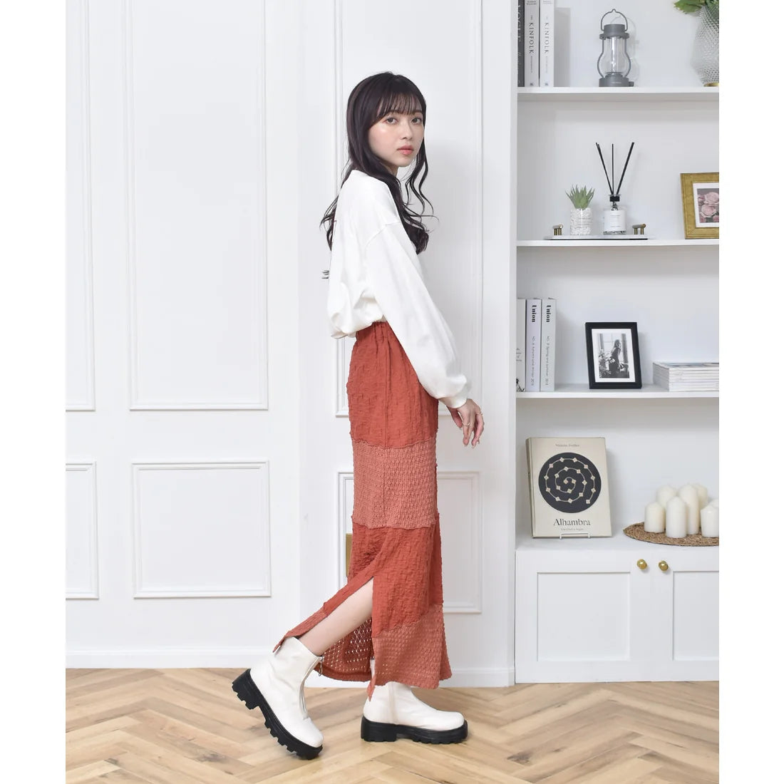 ems excite 不對稱紋理設計側開衩長裙 [BT205]