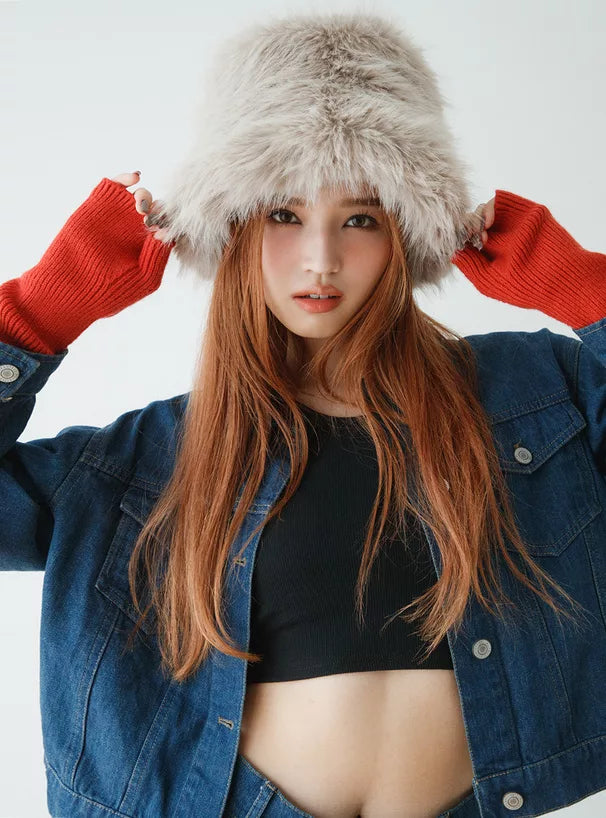 GRL 象牙白毛茸茸桶帽 [HT211]