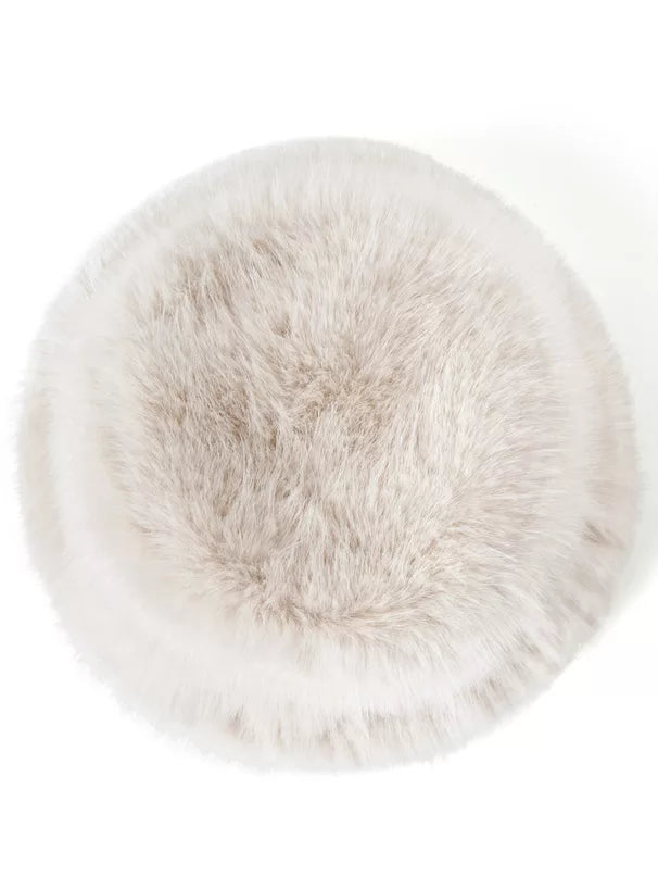 GRL 象牙白毛茸茸桶帽 [HT211]