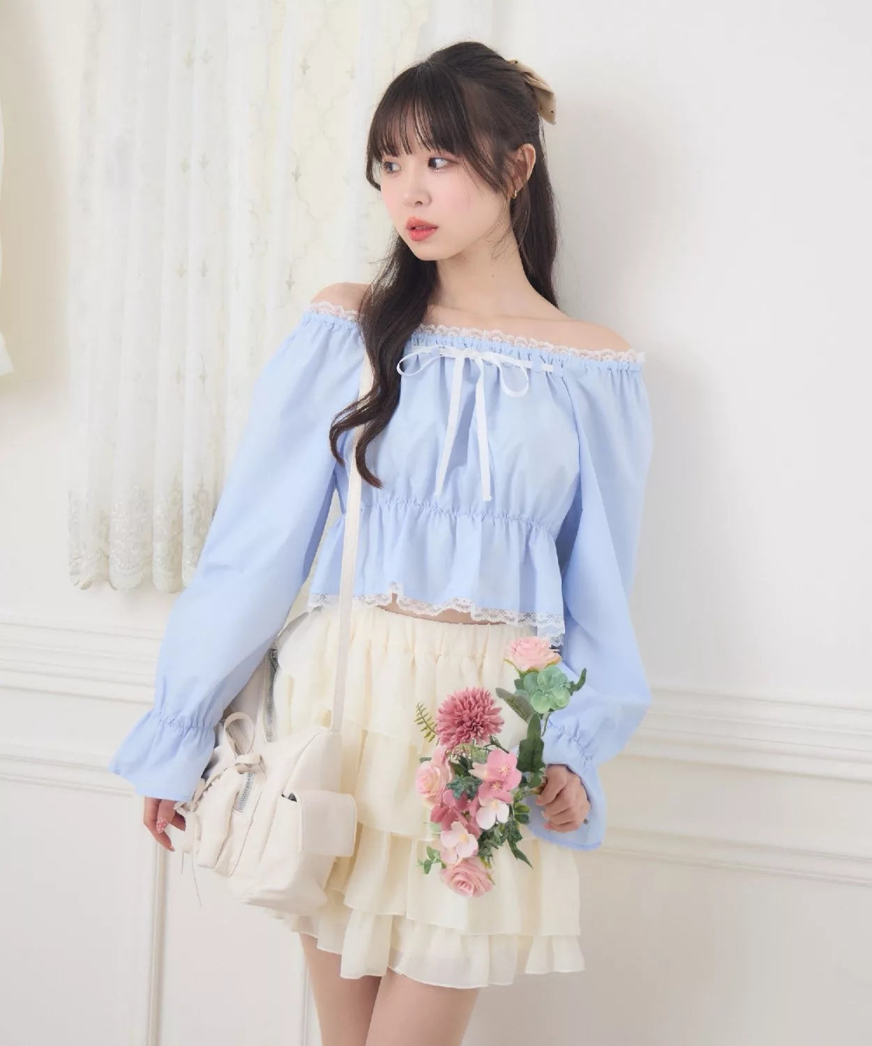 ems excite 蕾絲邊蝴蝶結綁帶上衣 [TP362]