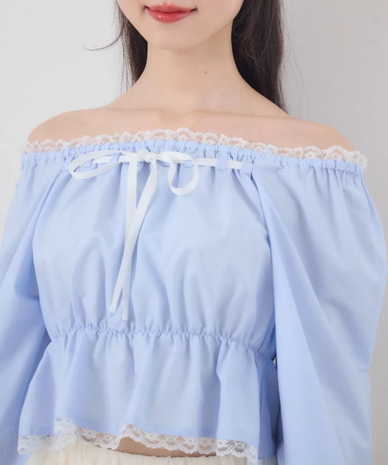 ems excite 蕾絲邊蝴蝶結綁帶上衣 [TP362]